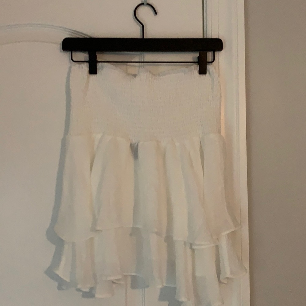 Shein white mini ruffle skirt size large